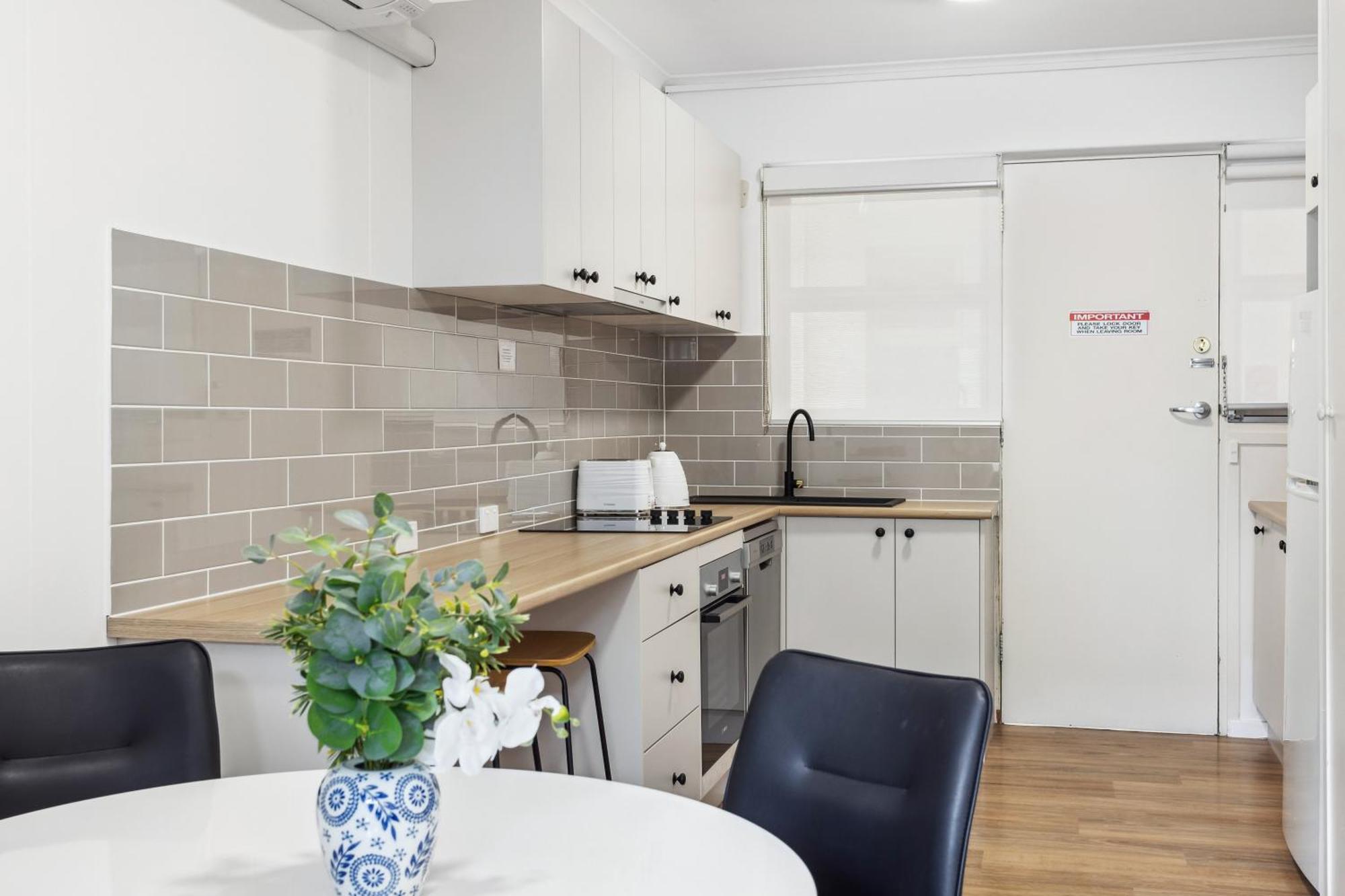 Taft Apartments Аделаида Экстерьер фото